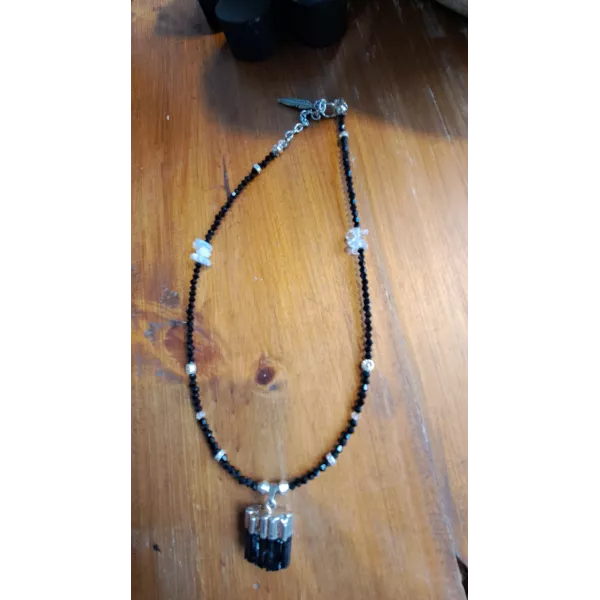 Collar Ana